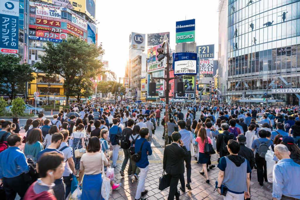 行動ベクトル, 商圏分析, 立地戦略, 閉店リスク回避, 集客動線, ロードサイド店舗, 出店計画, 店舗経営, 科学的アプローチ, データ活用, 駅前立地, GIS, 不動産, 経営ノウハウ