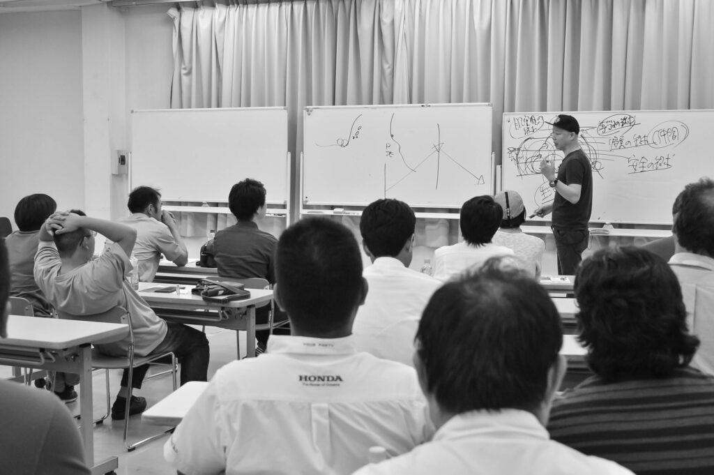 佐藤勝人,サトカメ,勝人塾,商業経営コンサルタント,部下との信頼関係,リーダーシップ,自己認識,感情の氷解,わだかまり,店長,店舗経営,経営課題,パワハラ,心理的安全性,謝罪,器,マネジメント,信頼再生,人間関係