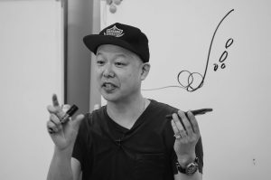 佐藤勝人　実践的リーダーシップ　サトカメ　勝人塾　商業経営　コンサルタント